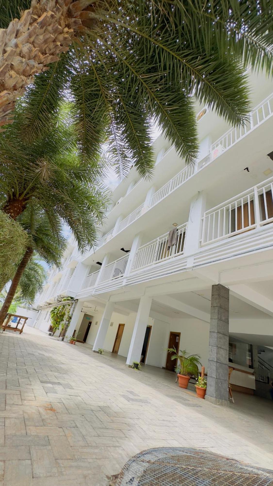 Kochi Hotel Lets Stay מראה חיצוני תמונה