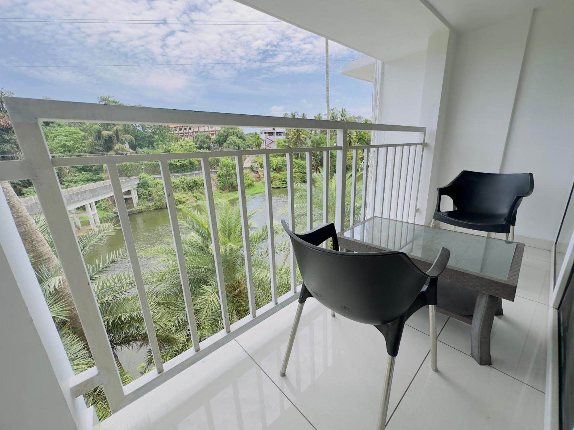 Kochi Hotel Lets Stay מראה חיצוני תמונה