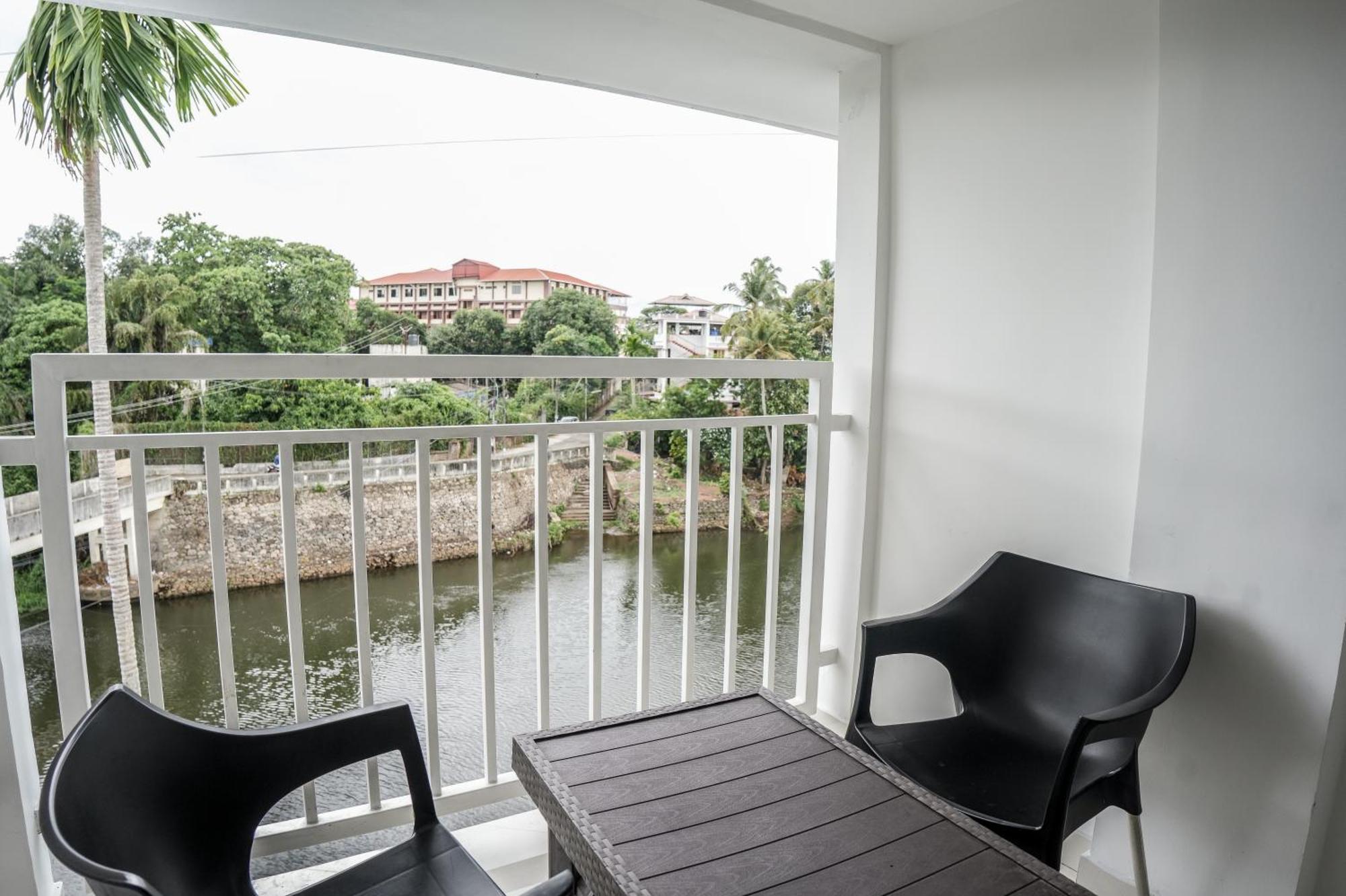 Kochi Hotel Lets Stay מראה חיצוני תמונה