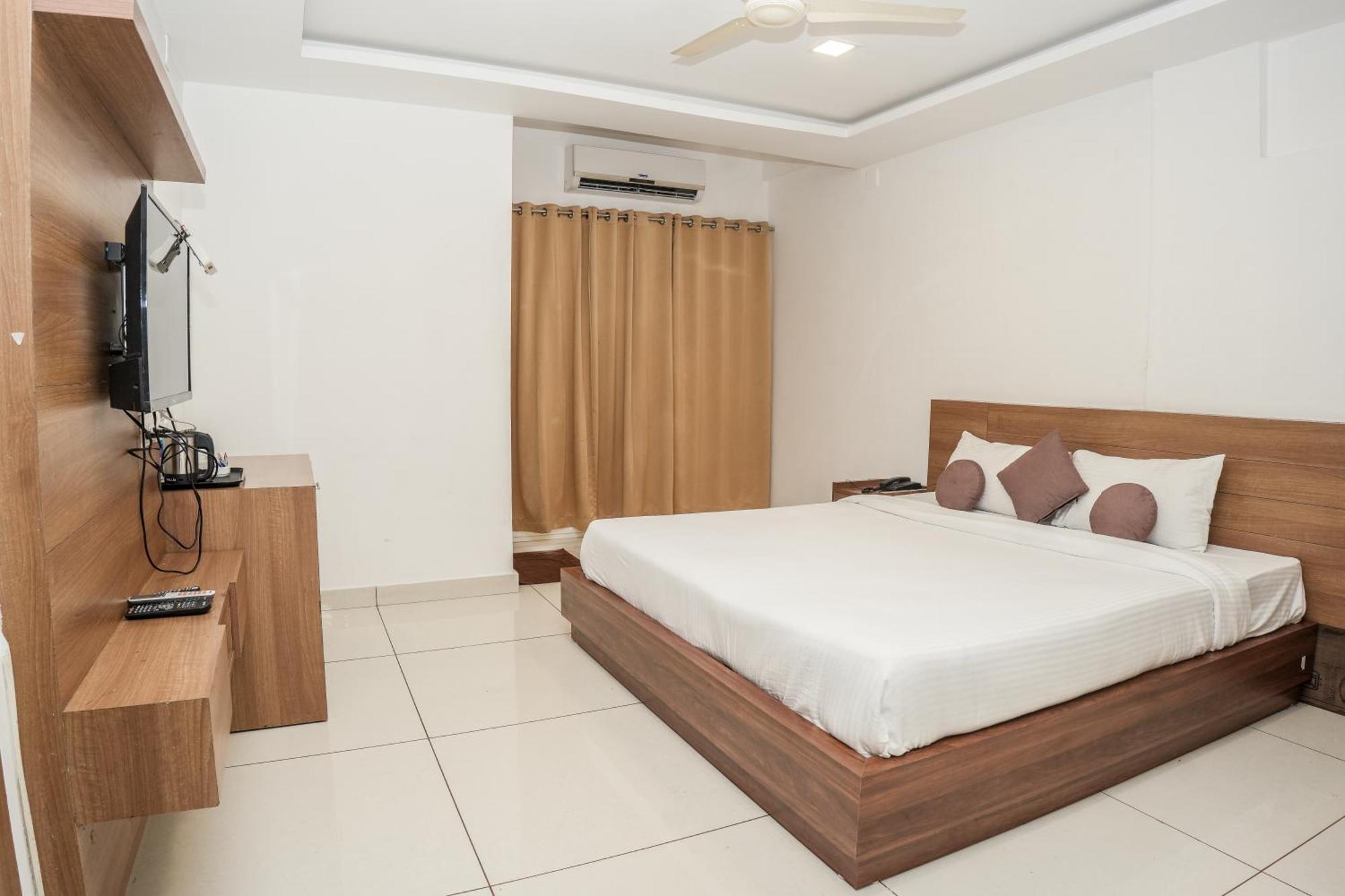 Kochi Hotel Lets Stay מראה חיצוני תמונה